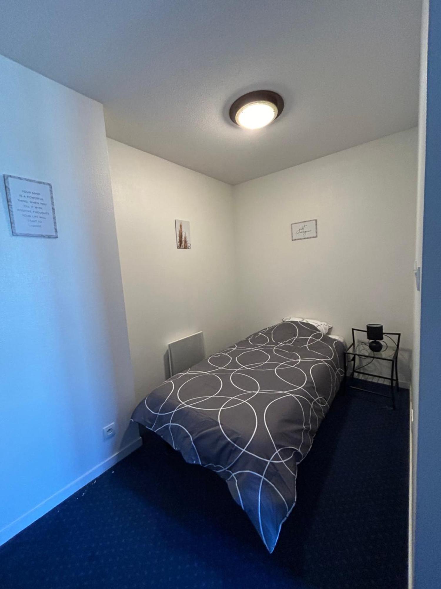 Duplex Avec Piscine Apartment Ла Рош-Позе Екстериор снимка